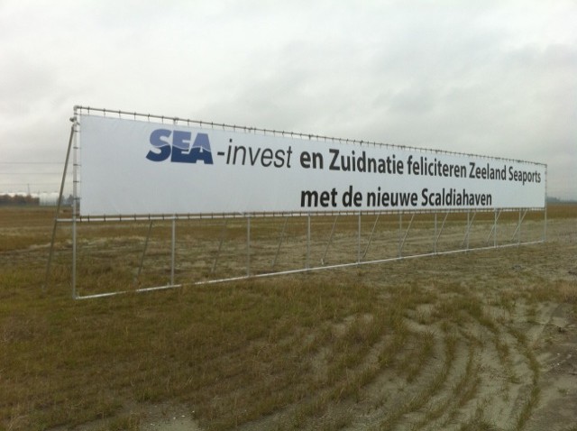 banner frame 
