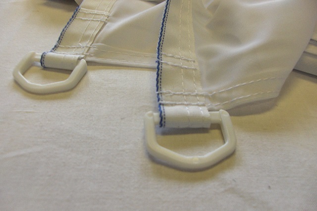 spandoek afwerking met witte D ring en wit band