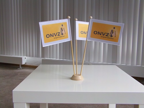 tweezijdig_bedrukte_tafelvlag.JPG