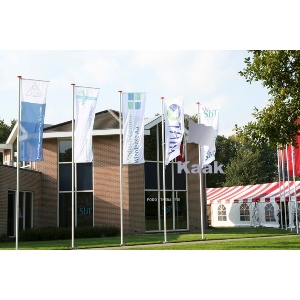 vlaggenmasten met uithouder